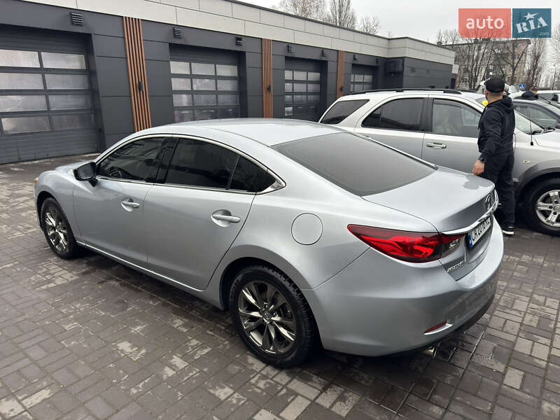Седан Mazda 6 2016 в Черкасах