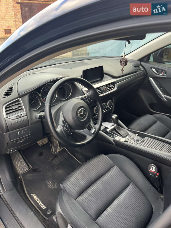 Седан Mazda 6 2015 в Нікополі