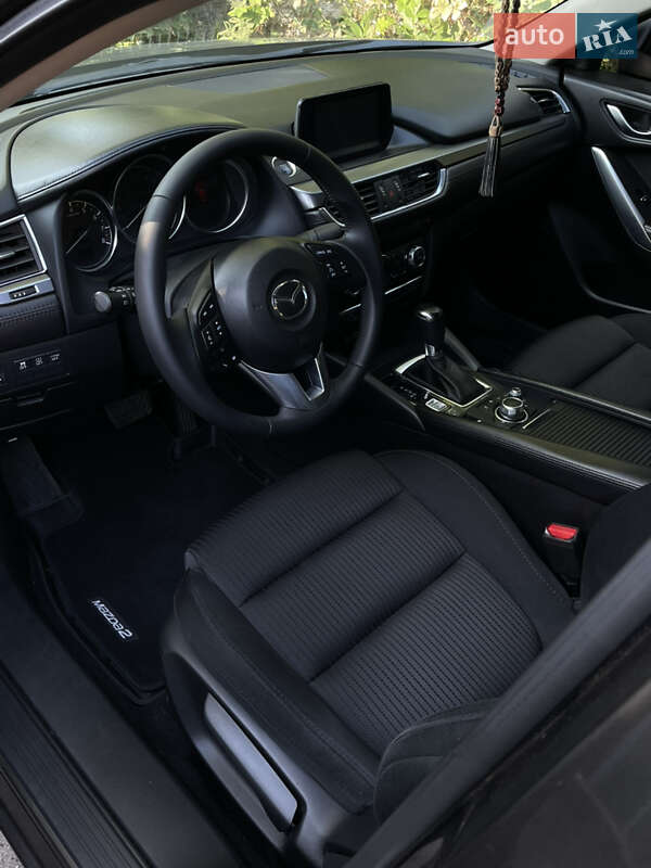 Седан Mazda 6 2015 в Полтаві