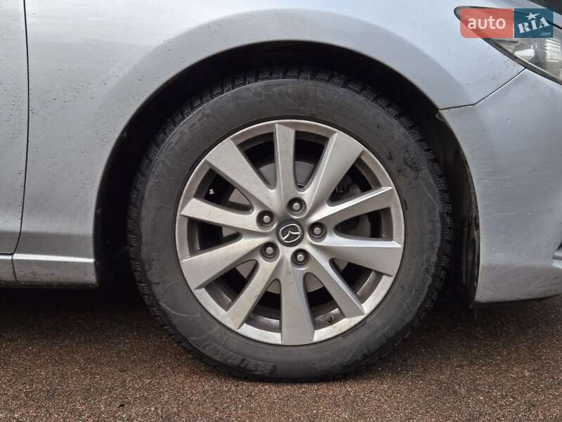 Седан Mazda 6 2016 в Киеве