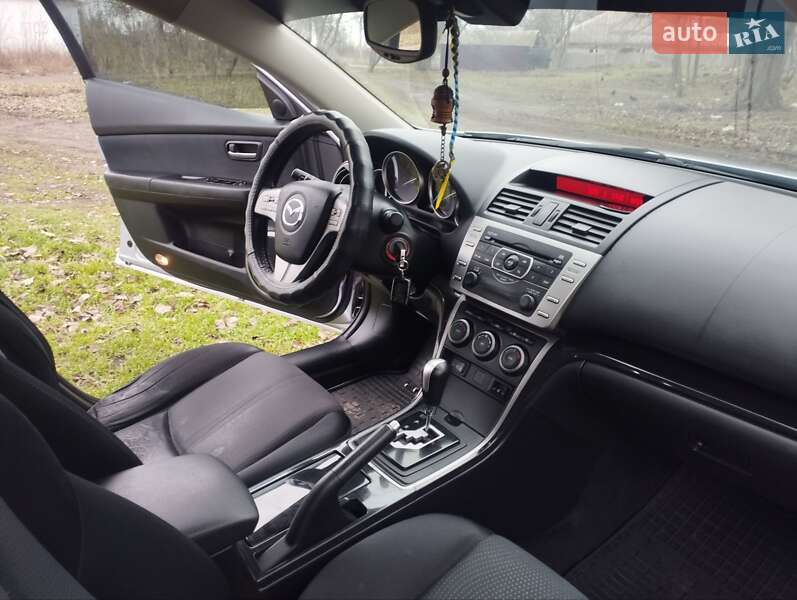 Седан Mazda 6 2009 в П'ятихатках