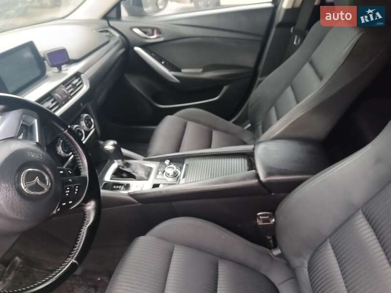Седан Mazda 6 2015 в Запорожье