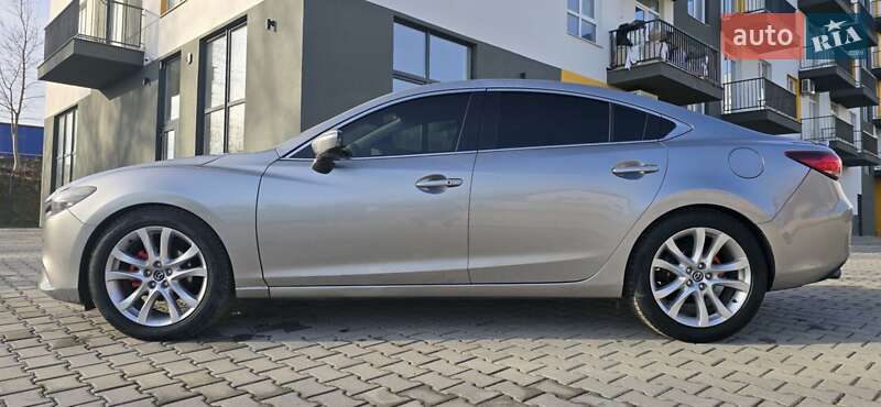 Седан Mazda 6 2014 в Львове