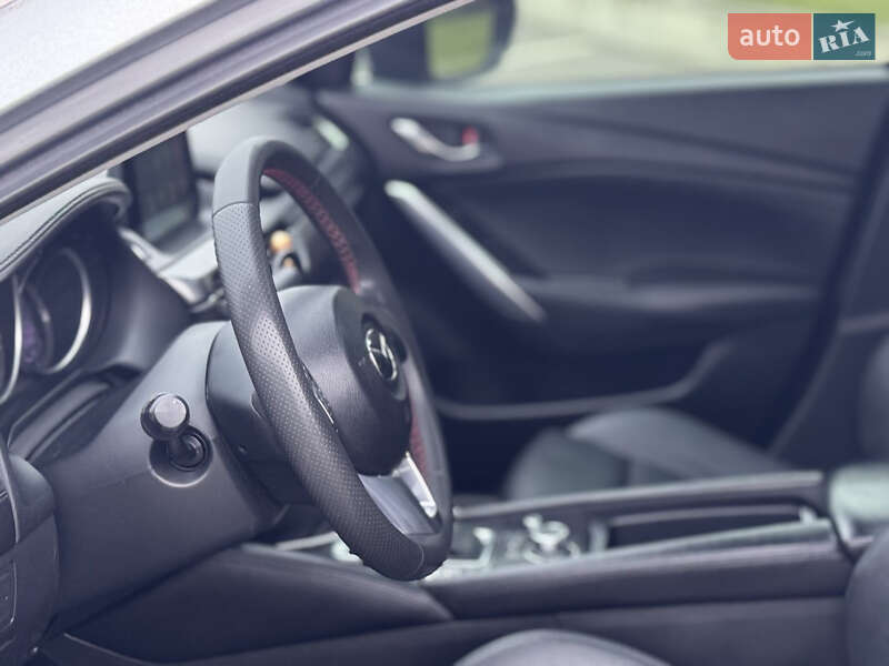 Седан Mazda 6 2016 в Запорожье