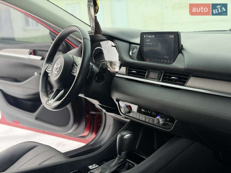 Седан Mazda 6 2021 в Днепре