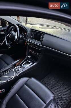 Седан Mazda 6 2013 в Кривом Роге