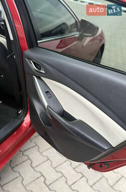 Седан Mazda 6 2013 в Черновцах