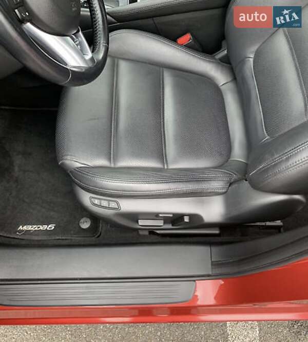 Седан Mazda 6 2016 в Николаеве
