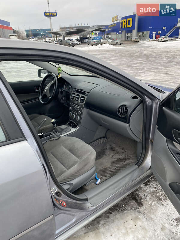 Седан Mazda 6 2004 в Рівному
