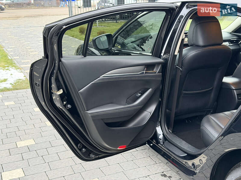 Седан Mazda 6 2018 в Ужгороде