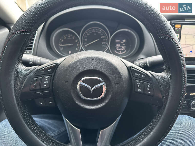 Седан Mazda 6 2014 в Ивано-Франковске