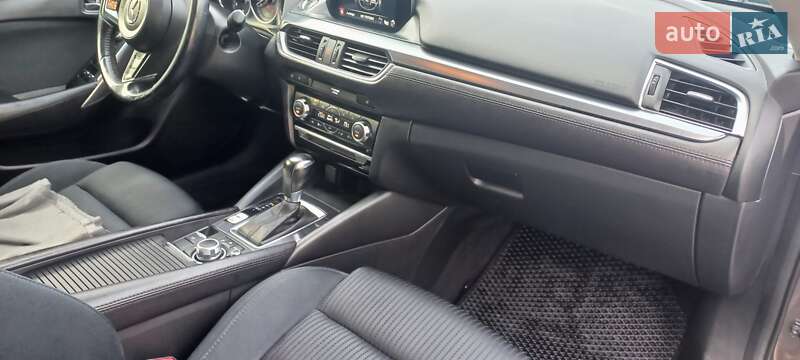 Седан Mazda 6 2017 в Полтаве