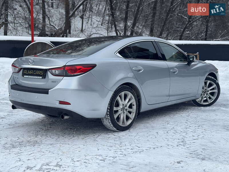 Седан Mazda 6 2016 в Киеве