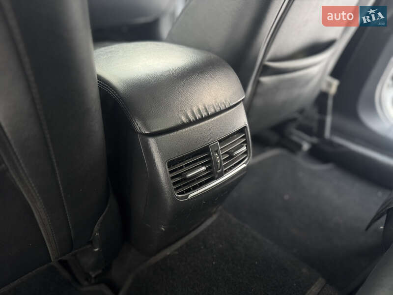 Седан Mazda 6 2016 в Киеве