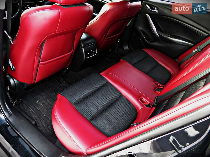 Седан Mazda 6 2014 в Черкассах