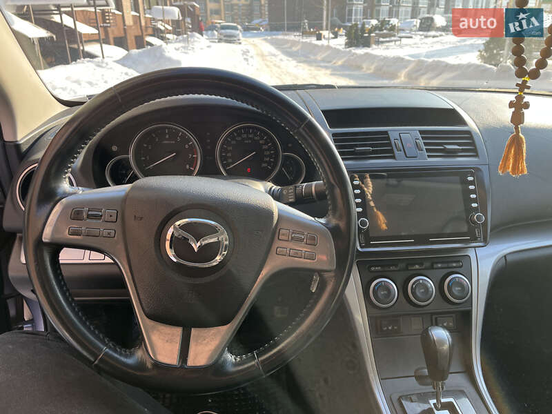 Седан Mazda 6 2008 в Чернигове
