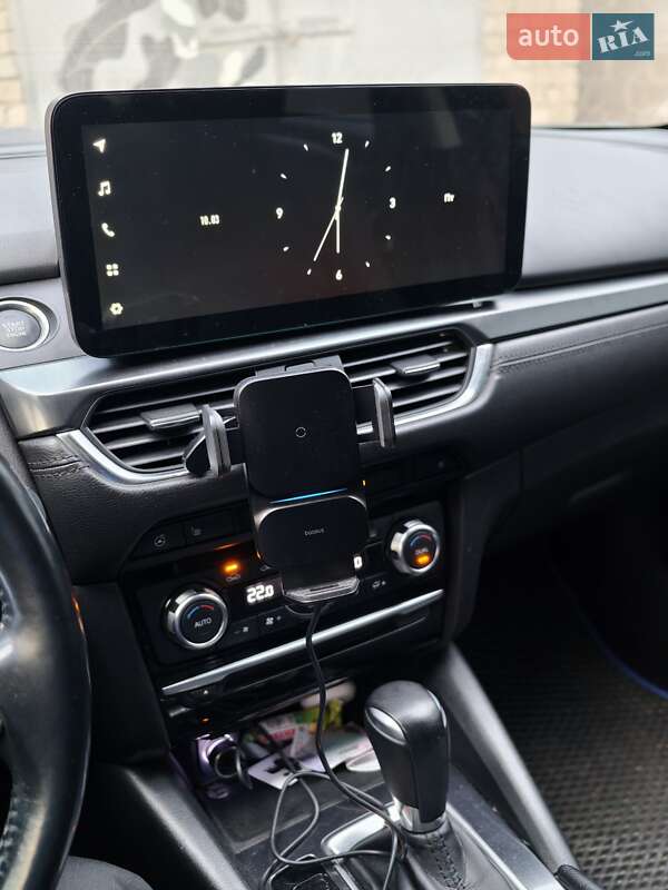 Седан Mazda 6 2017 в Днепре