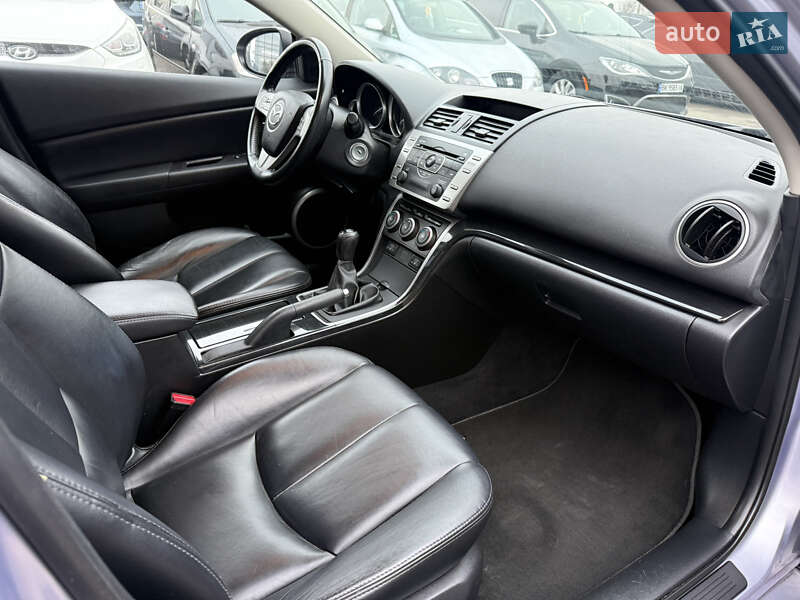 Універсал Mazda 6 2008 в Рівному