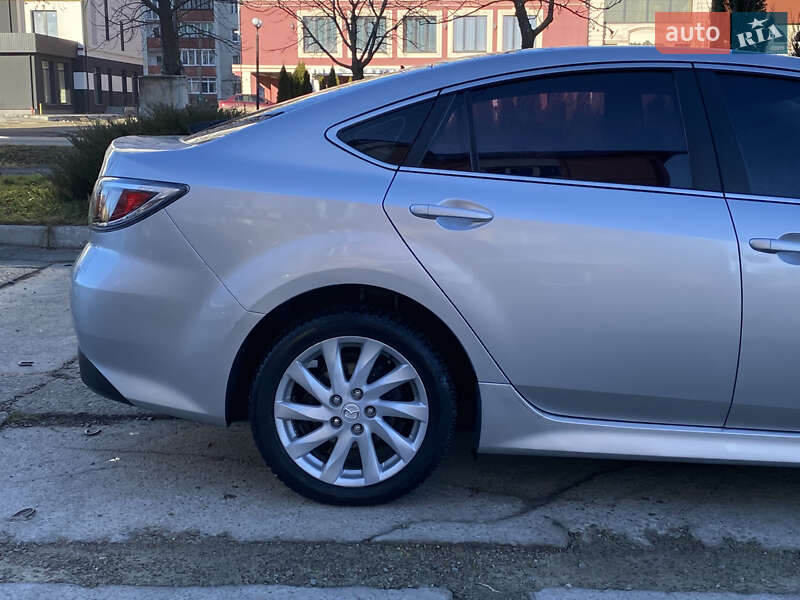 Лифтбек Mazda 6 2010 в Болехове