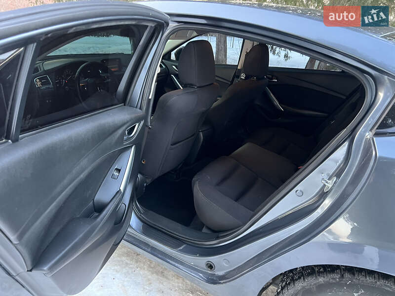 Седан Mazda 6 2016 в Надвірній