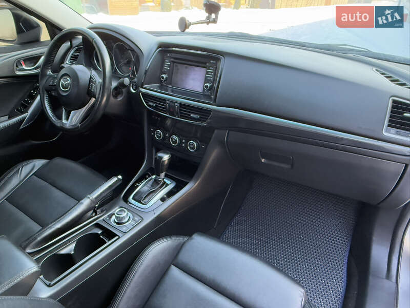 Седан Mazda 6 2014 в Борисполе