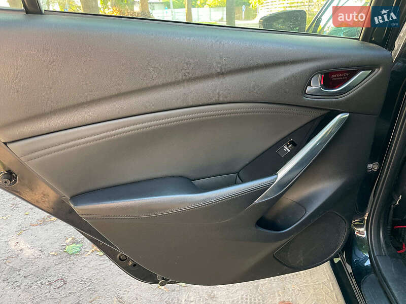 Седан Mazda 6 2015 в Києві