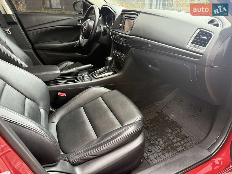 Седан Mazda 6 2014 в Киеве