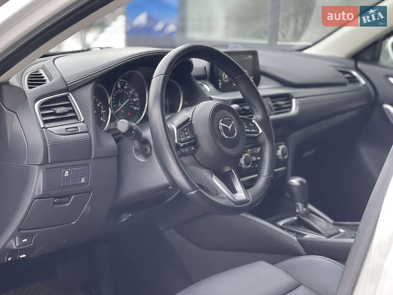 Седан Mazda 6 2016 в Вінниці