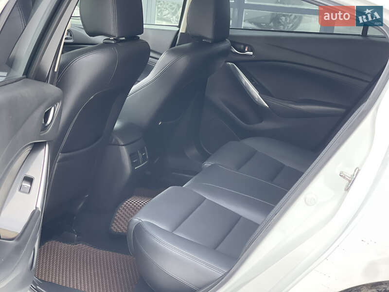 Седан Mazda 6 2016 в Вінниці