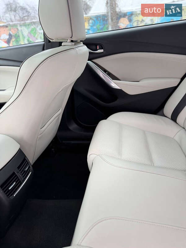 Седан Mazda 6 2017 в Харькове