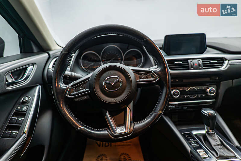 Седан Mazda 6 2017 в Киеве