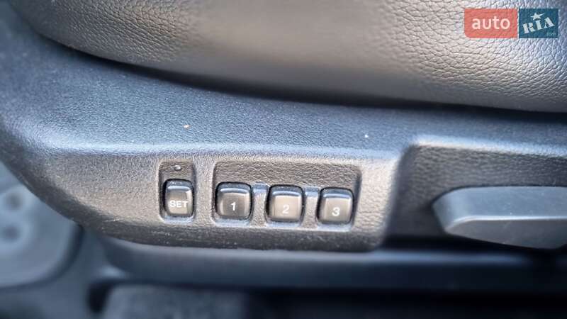 Седан Mazda 6 2006 в Запоріжжі