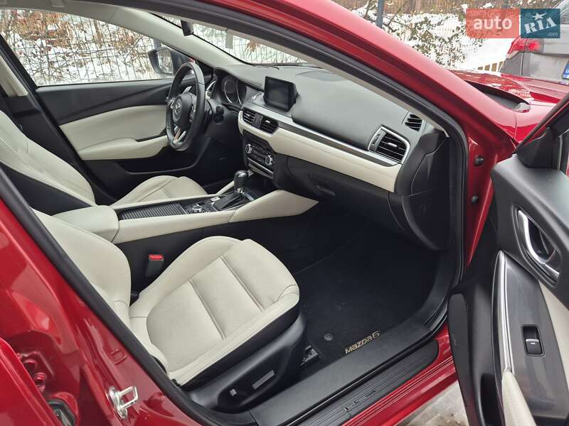 Седан Mazda 6 2017 в Киеве