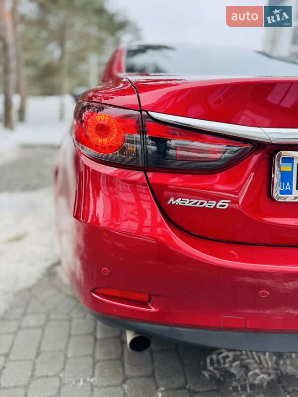 Седан Mazda 6 2014 в Новояворівську
