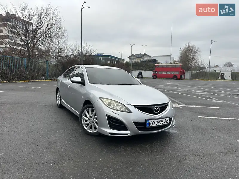 Mazda 6
