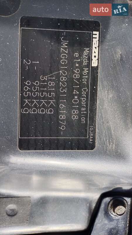 Седан Mazda 6 2003 в Запоріжжі