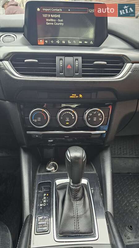 Седан Mazda 6 2016 в Киеве
