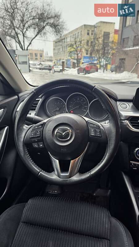 Седан Mazda 6 2016 в Киеве