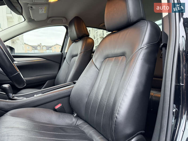 Седан Mazda 6 2018 в Ужгороді