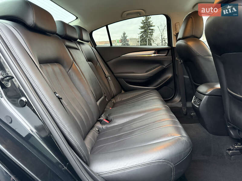 Седан Mazda 6 2018 в Ужгороді