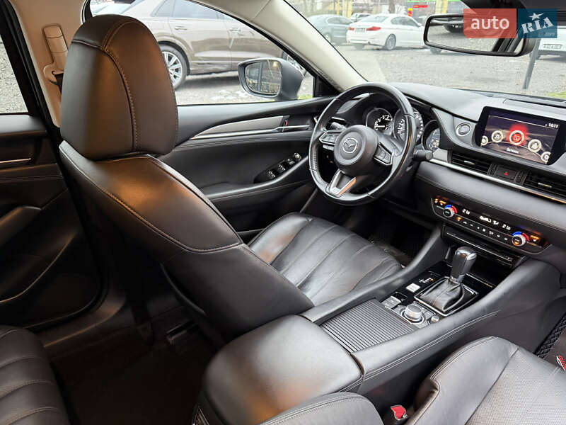 Седан Mazda 6 2018 в Ужгороді