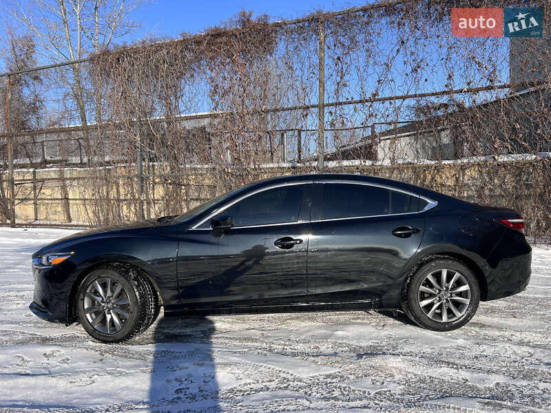 Седан Mazda 6 2019 в Киеве