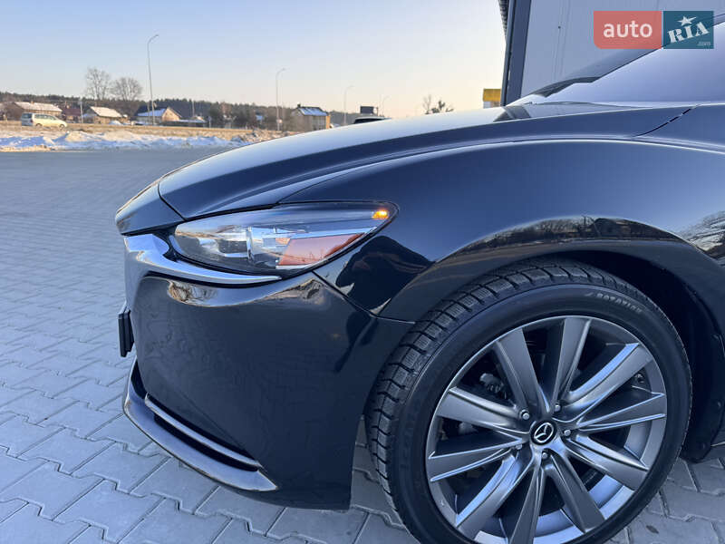 Седан Mazda 6 2018 в Бродах