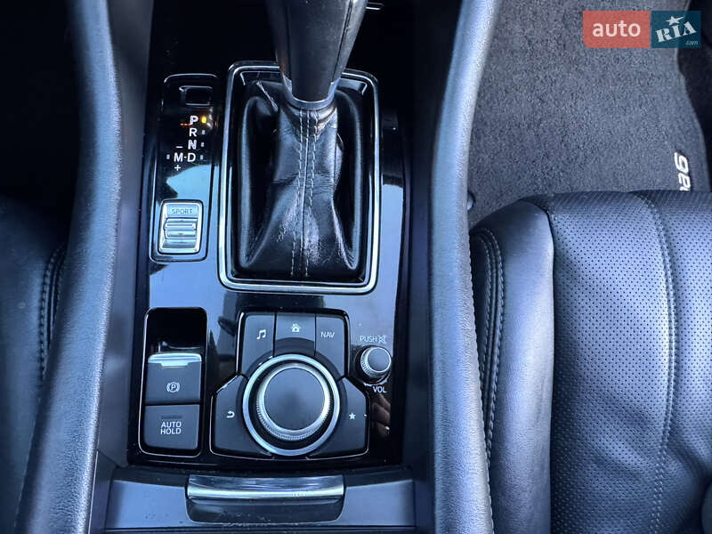 Седан Mazda 6 2018 в Бродах