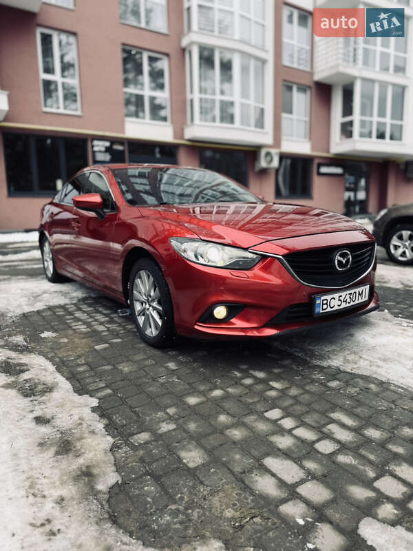 Седан Mazda 6 2014 в Новояворівську