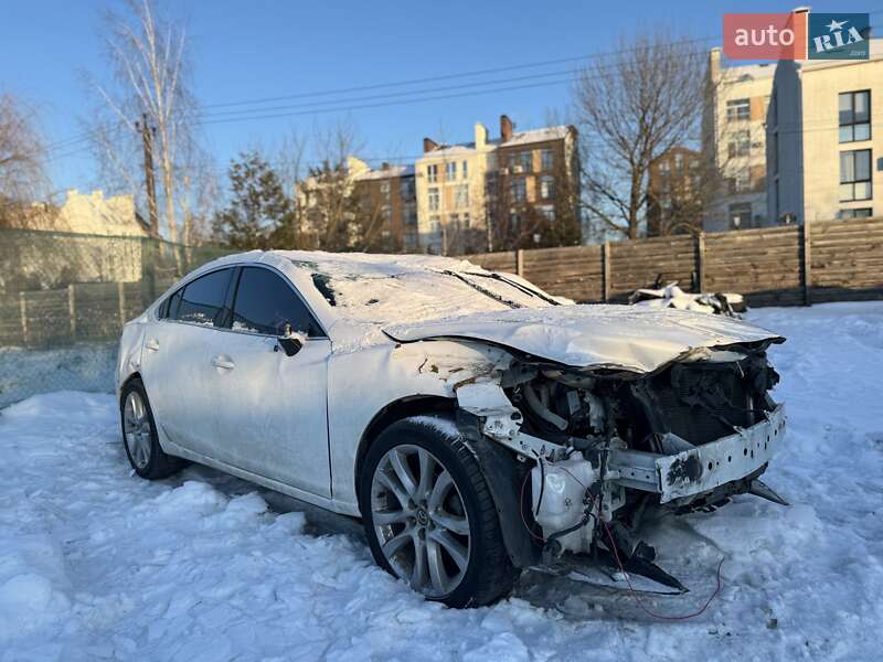 Седан Mazda 6 2015 в Білогородці