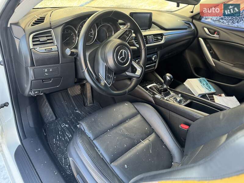 Седан Mazda 6 2015 в Білогородці