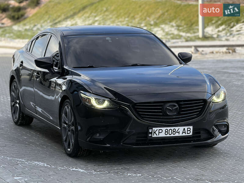 Седан Mazda 6 2015 в Днепре