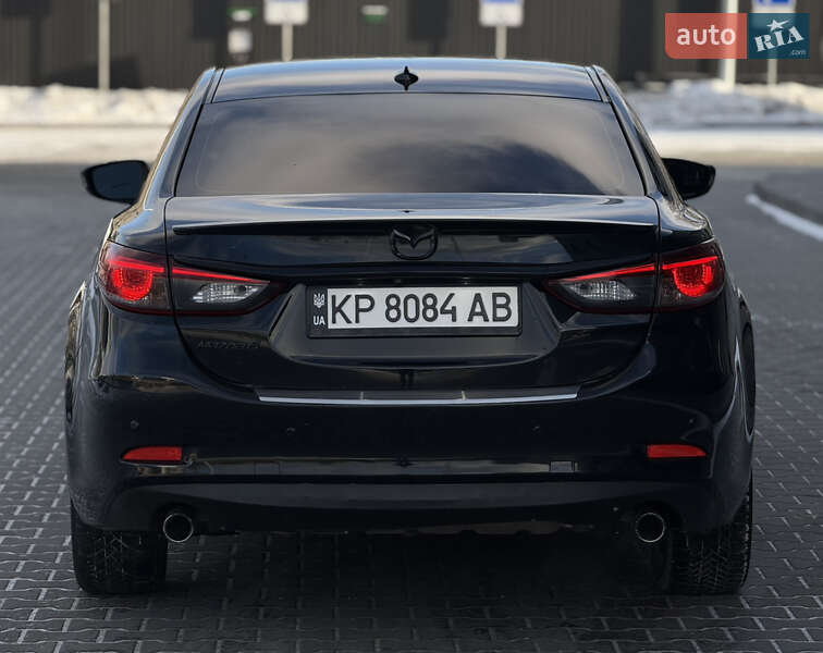 Седан Mazda 6 2015 в Днепре
