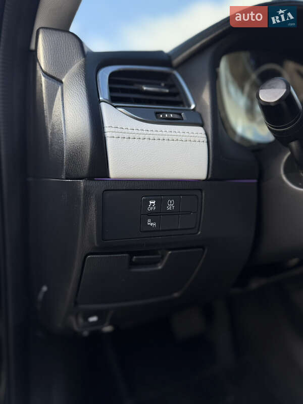 Седан Mazda 6 2015 в Днепре